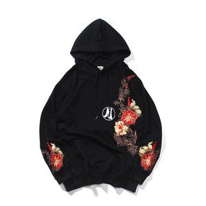 Embroidered hoodie. Master stitch-works.